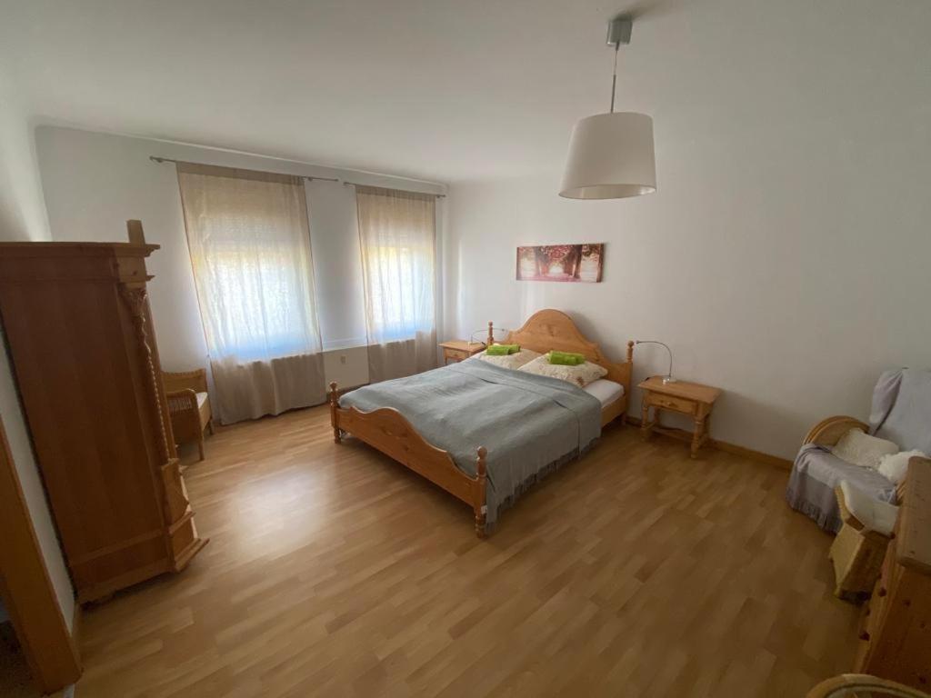 Ferienwohnung Am Theo Carlen Platz Ormesheim Luaran gambar